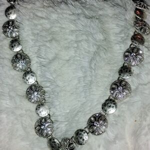 Elegant Silver Necklace